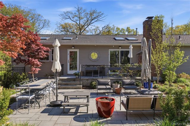 94 Laurel Road, New City, NY 10956