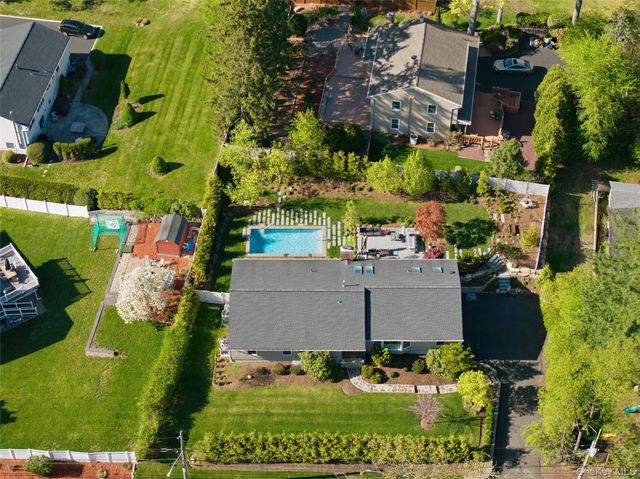 94 Laurel Road, New City, NY 10956