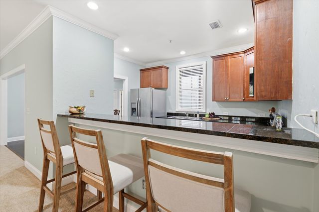 5561 Colonial Chatsworth Circle, North Charleston, SC 29418