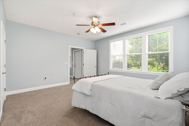 5561 Colonial Chatsworth Circle, North Charleston, SC 29418