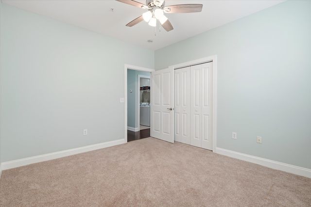 5561 Colonial Chatsworth Circle, North Charleston, SC 29418
