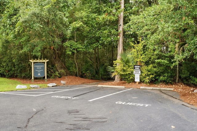5561 Colonial Chatsworth Circle, North Charleston, SC 29418