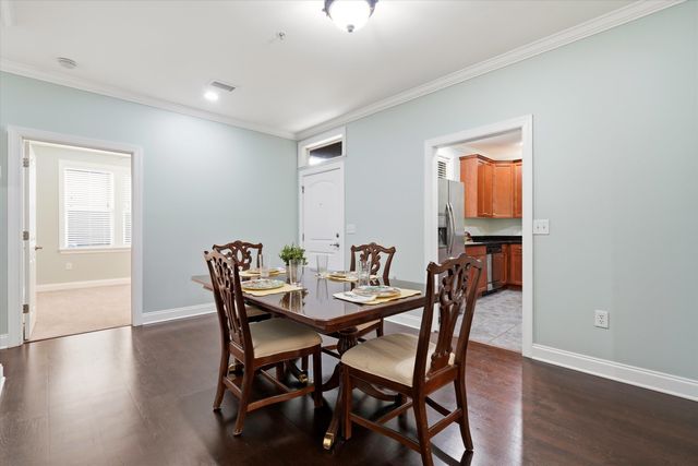 5561 Colonial Chatsworth Circle, North Charleston, SC 29418