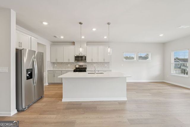 213 Soseby Lake Lane, Grayson, GA 30017