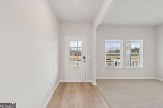 213 Soseby Lake Lane, Grayson, GA 30017