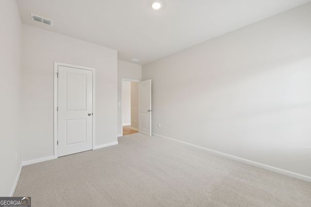 213 Soseby Lake Lane, Grayson, GA 30017