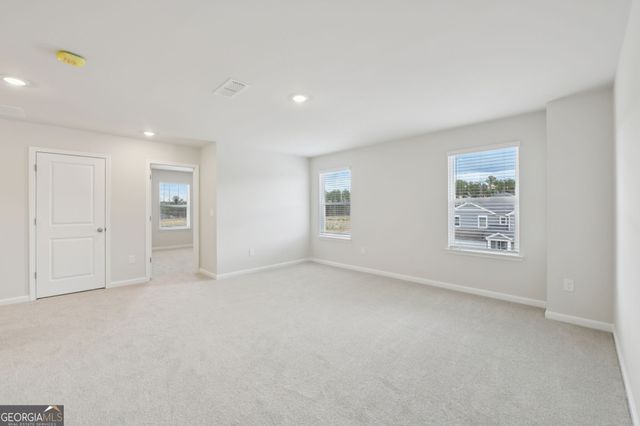 213 Soseby Lake Lane, Grayson, GA 30017