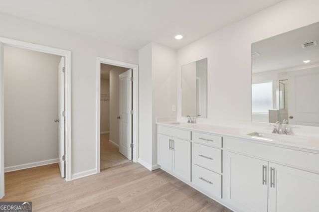 213 Soseby Lake Lane, Grayson, GA 30017