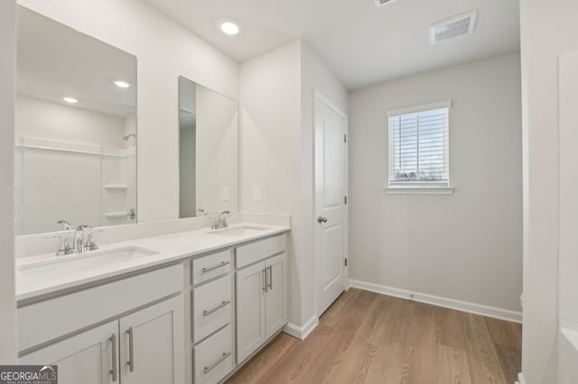 213 Soseby Lake Lane, Grayson, GA 30017