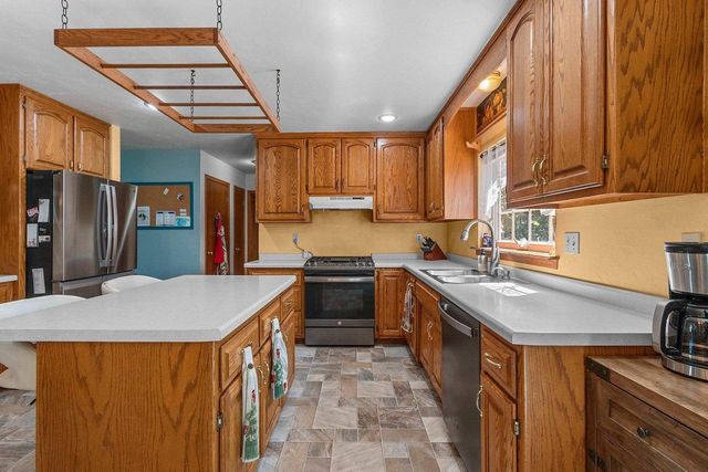 354 LONGWOOD LANE, Wrightstown, WI 54180