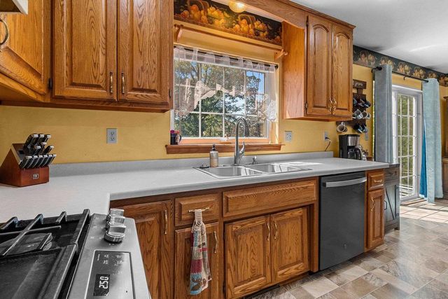 354 LONGWOOD LANE, Wrightstown, WI 54180
