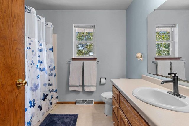 354 LONGWOOD LANE, Wrightstown, WI 54180