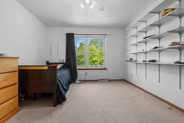 354 LONGWOOD LANE, Wrightstown, WI 54180