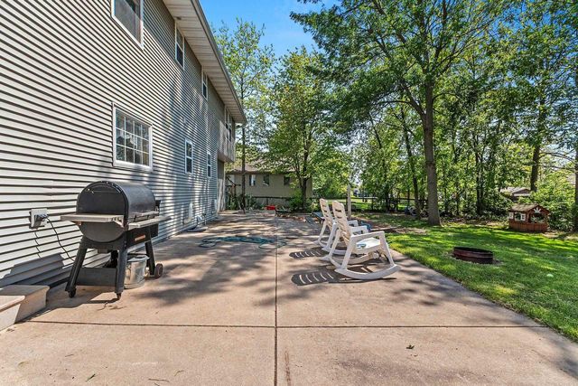 354 LONGWOOD LANE, Wrightstown, WI 54180