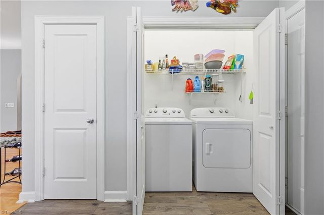 2021 Salisbury Square, Winston-salem, NC 27127