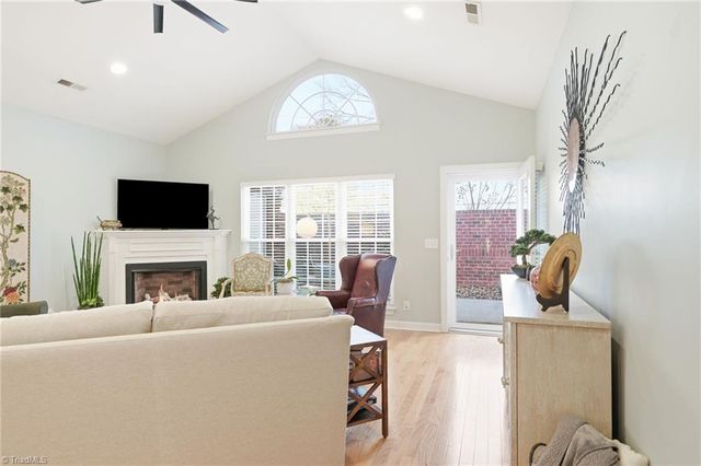 2021 Salisbury Square, Winston-salem, NC 27127