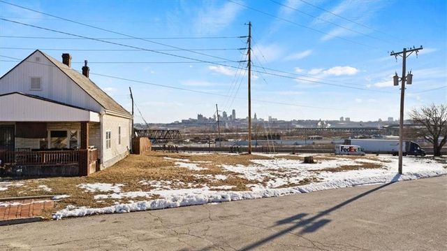 205 Orchard Street, Kansas City, KS 66101