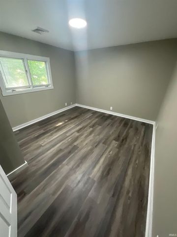 312 E 8Th Street, Bloomington, IN 47408