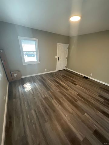 312 E 8Th Street, Bloomington, IN 47408