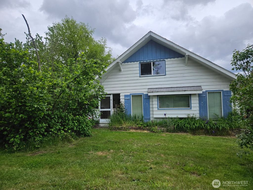 4105 Johnson Point Road NE, Olympia, WA 98516