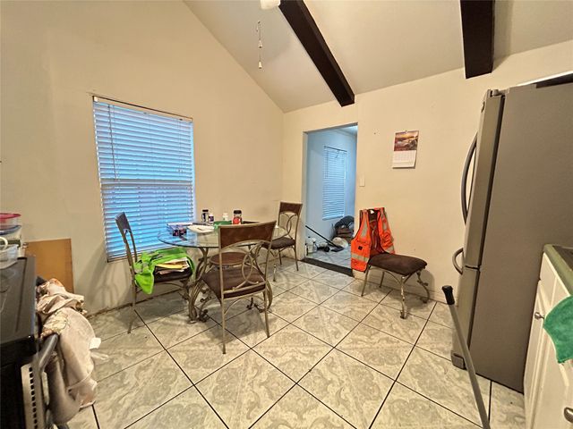 2132 N Sylvania Avenue, Fort Worth, TX 76111
