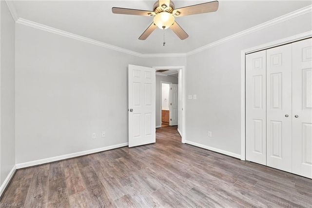 5 Thames Court, Greensboro, NC 27455