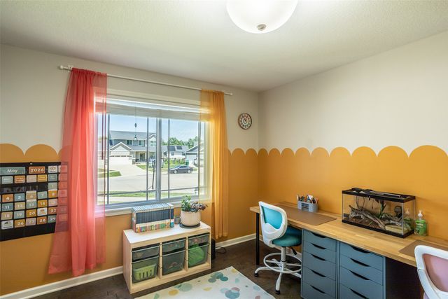 212 Rellim Drive, Norwalk, IA 50211