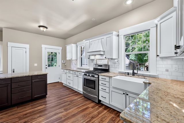 420 W 14th Ave, Spokane, WA 99204