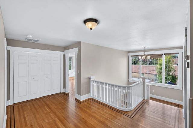 420 W 14th Ave, Spokane, WA 99204