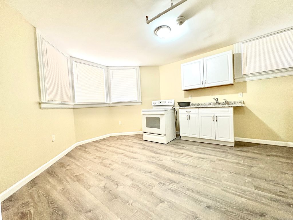 135 West Main Street 1B, Waterbury, CT 06702