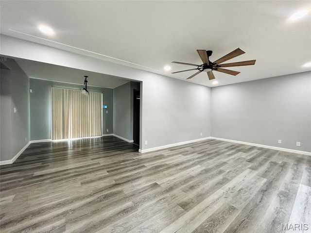 60 DALE ALLEN DR, Belleville, IL 62226