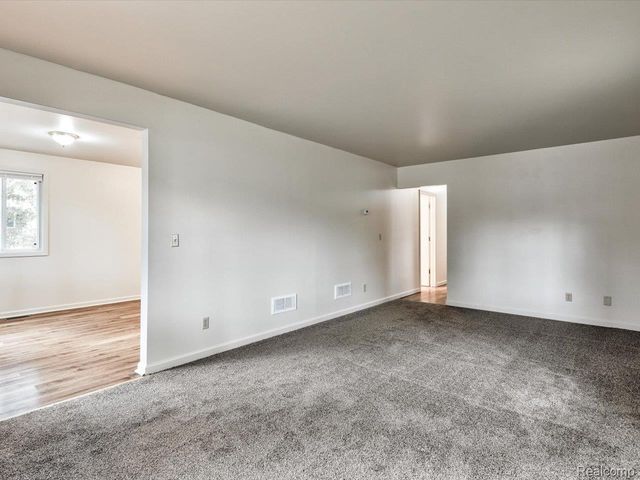 1325 Division Street, Port Huron, MI 48060