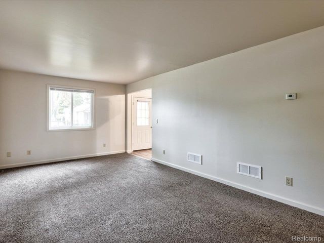 1325 Division Street, Port Huron, MI 48060