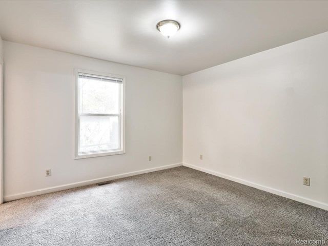 1325 Division Street, Port Huron, MI 48060