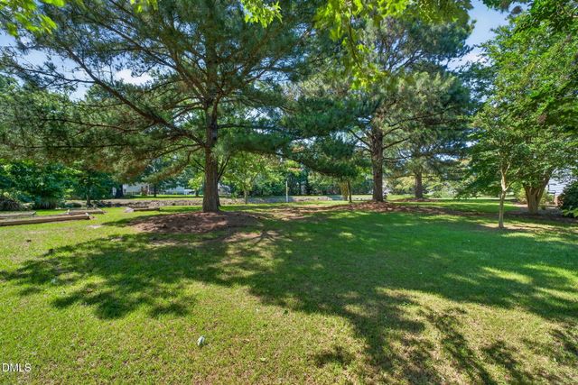 137 Bayberry Lane, Smithfield, NC 27577