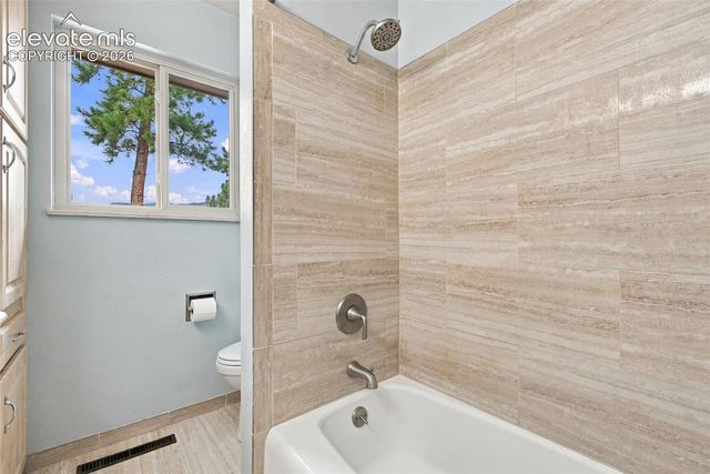 8 Raven Hills Court, Colorado Springs, CO 80919