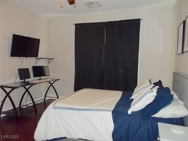 10009 Amber Field Street, Las Vegas, NV 89178