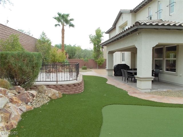 10009 Amber Field Street, Las Vegas, NV 89178