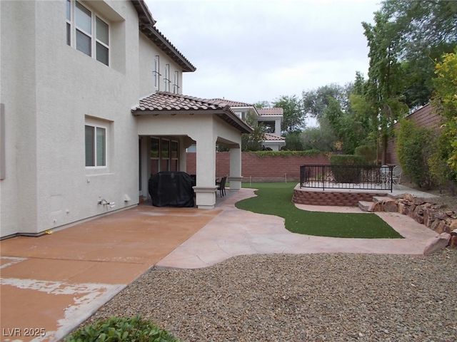 10009 Amber Field Street, Las Vegas, NV 89178