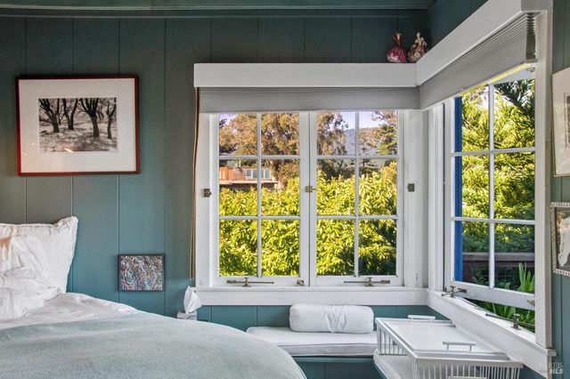 41 Ocean Ave, Bolinas, CA 94924