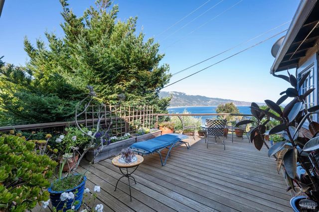 41 Ocean Ave, Bolinas, CA 94924