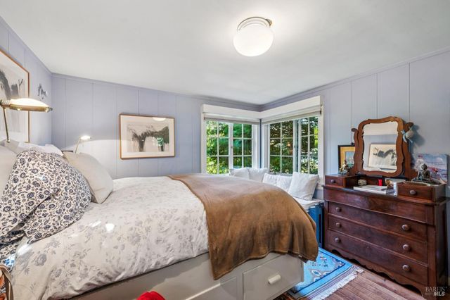 41 Ocean Ave, Bolinas, CA 94924