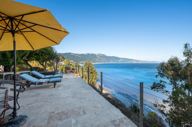 41 Ocean Ave, Bolinas, CA 94924