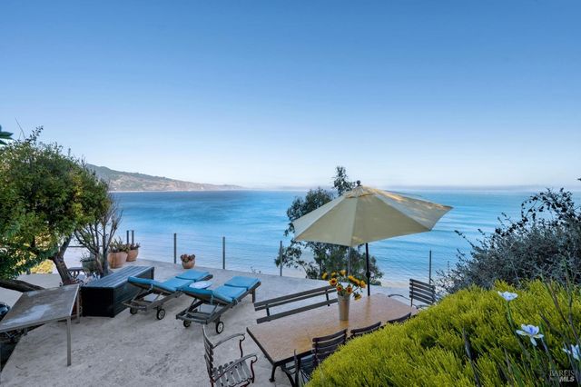 41 Ocean Ave, Bolinas, CA 94924