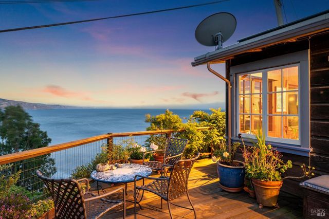 41 Ocean Ave, Bolinas, CA 94924