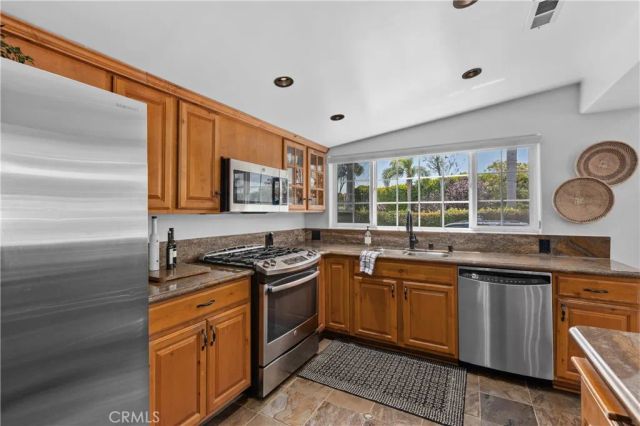 142 Liberty, Newport Beach, CA 92660