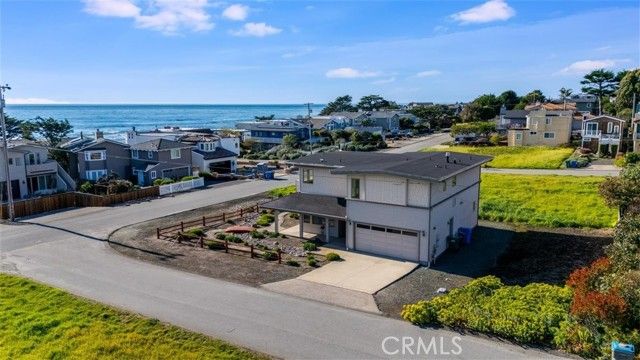 305 Ivar Street, Cambria, CA 93428
