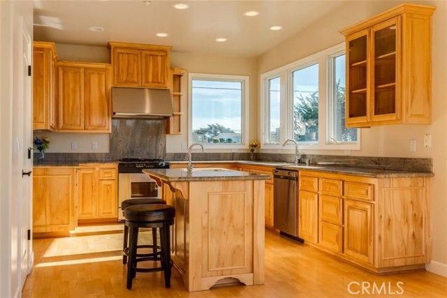 305 Ivar Street, Cambria, CA 93428