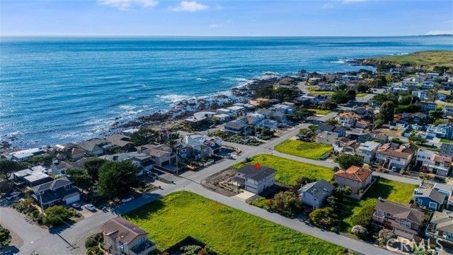 305 Ivar Street, Cambria, CA 93428