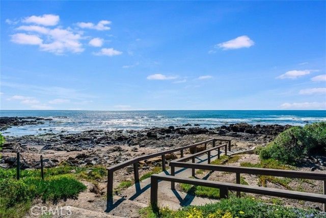 305 Ivar Street, Cambria, CA 93428